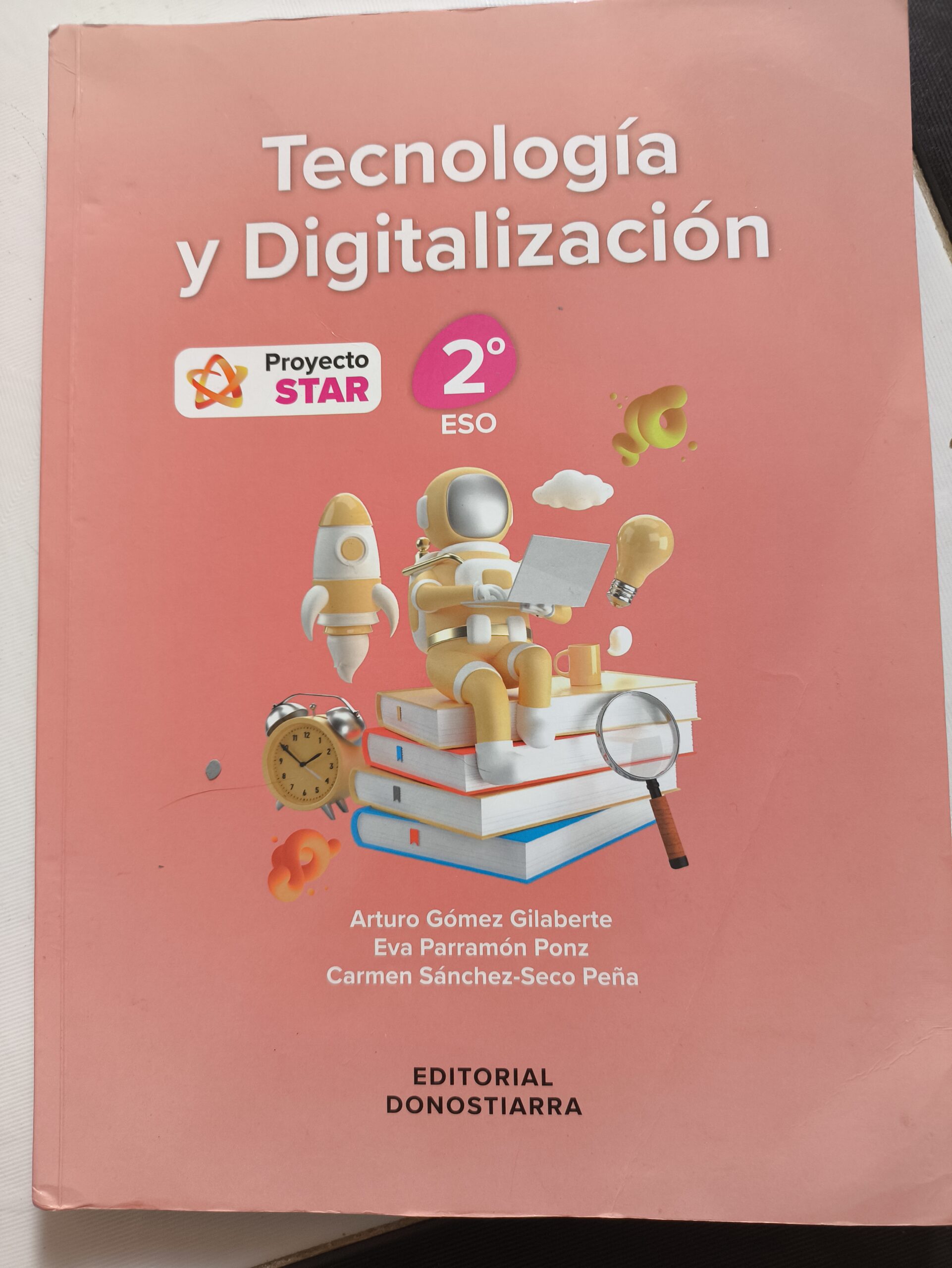 Tecnología y digitalización, editorial Donostiarra